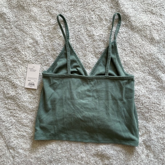 NWT cropped cami - Picture 2 of 9